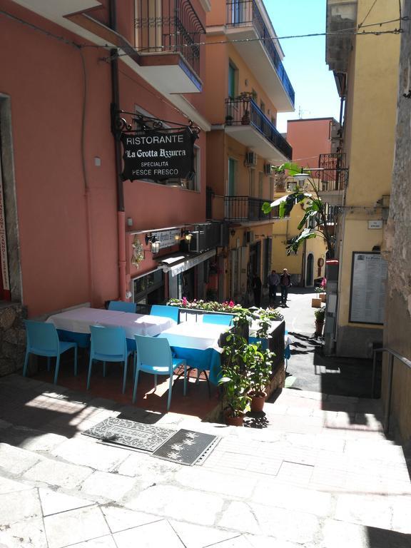 Giardino Del Sole Lägenhet Taormina Exteriör bild